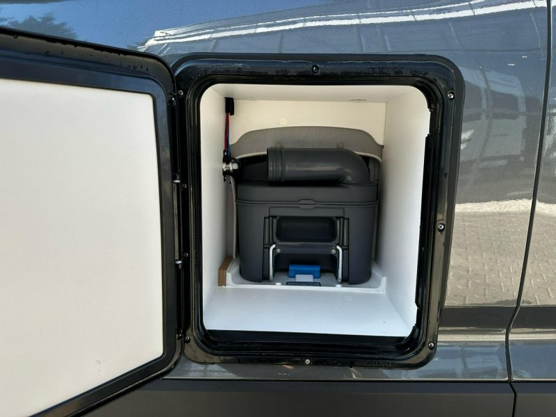 samochody kempingowe Knaus BOXDRIVE 600 XL Kompaktowy campervan z miejscem dla 4 osób! Bogato wyposażony!