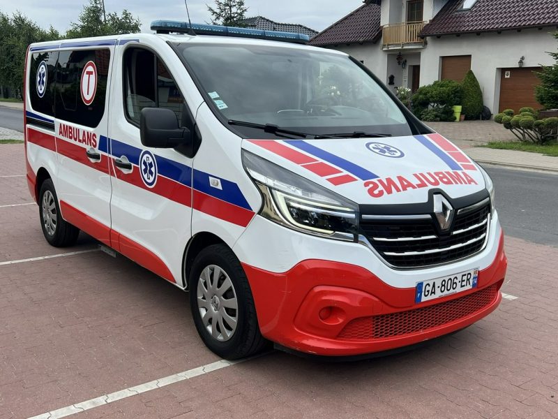 ambulansy Renault Trafic Renault Trafic Karetka Ambulans Ambulance Sanitarny EN1789