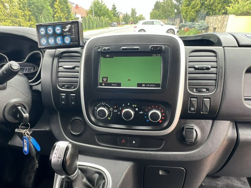 ambulansy Renault Trafic Renault Trafic Karetka Ambulans Ambulance Sanitarny EN1789