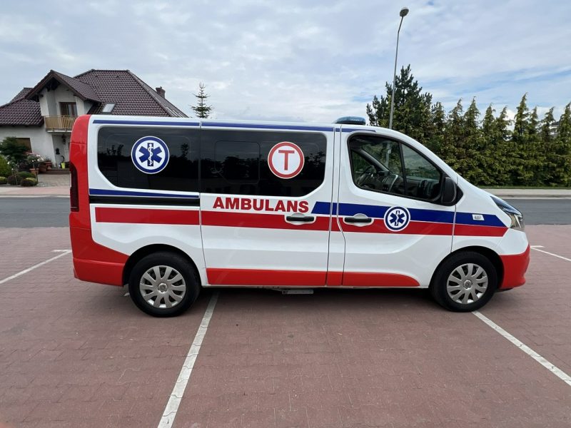 ambulansy Renault Trafic Renault Trafic Karetka Ambulans Ambulance Sanitarny EN1789