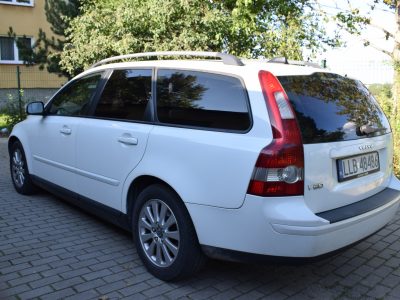 volvo v50