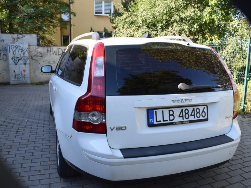volvo v50