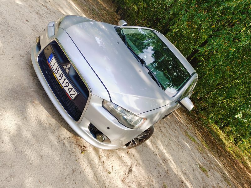 Mistubishi lancer VIII 2.0did