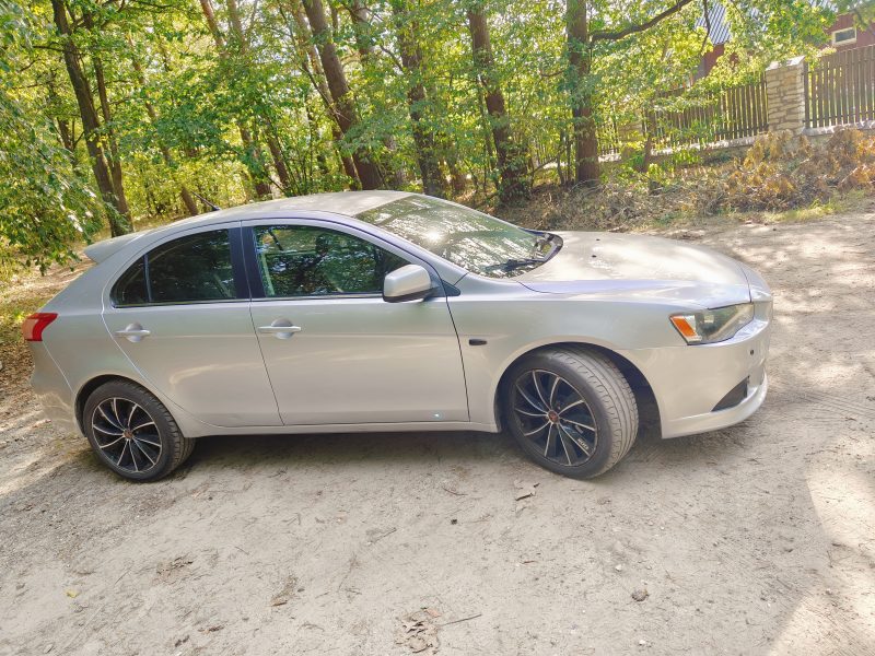 Mistubishi lancer VIII 2.0did