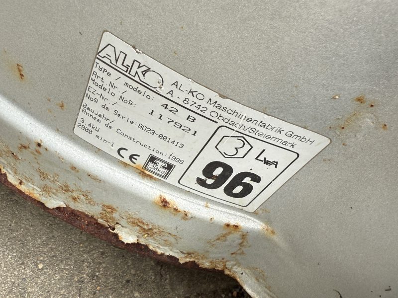 Kosiarka spalinowa SABO 52-A Economy z napędem z koszem