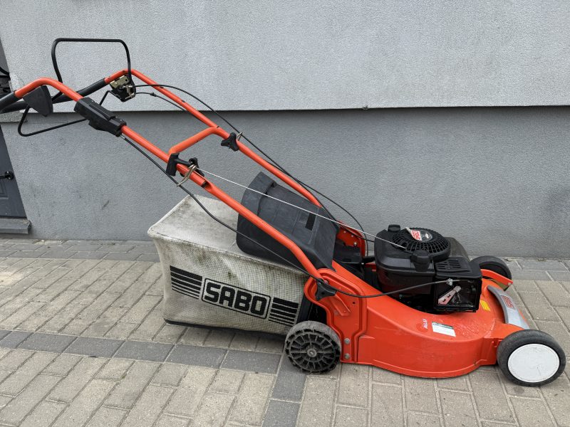 Kosiarka spalinowa SABO 52-A Economy z napędem z koszem