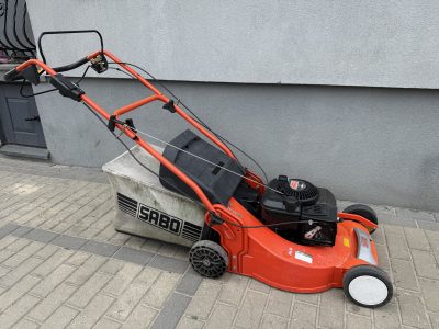 Kosiarka spalinowa SABO 52-A Economy z napędem z koszem