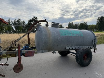 Beczkowóz Holz 3000l beczka szambowóz zachodni
