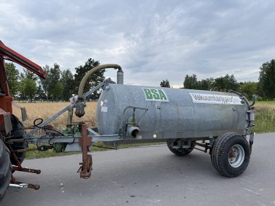 Beczkowóz Holz 3000l beczka szambowóz zachodni