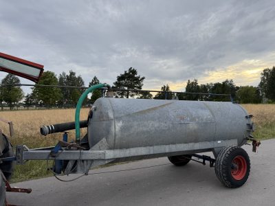 Beczkowóz PLM 3000l beczka szambowóz zachodni