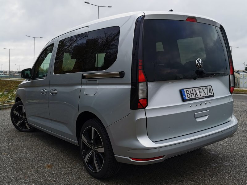 volkswagen caddy V generacji super stan PO SERWISIE