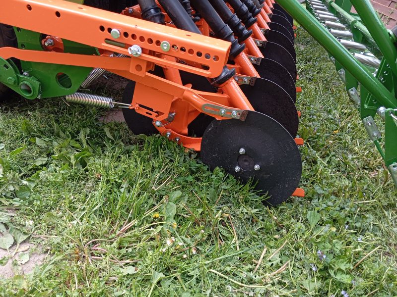 Amazone agregat uprawowo-siewny 3m talerzowy siewnik kg 302 ad rp 302