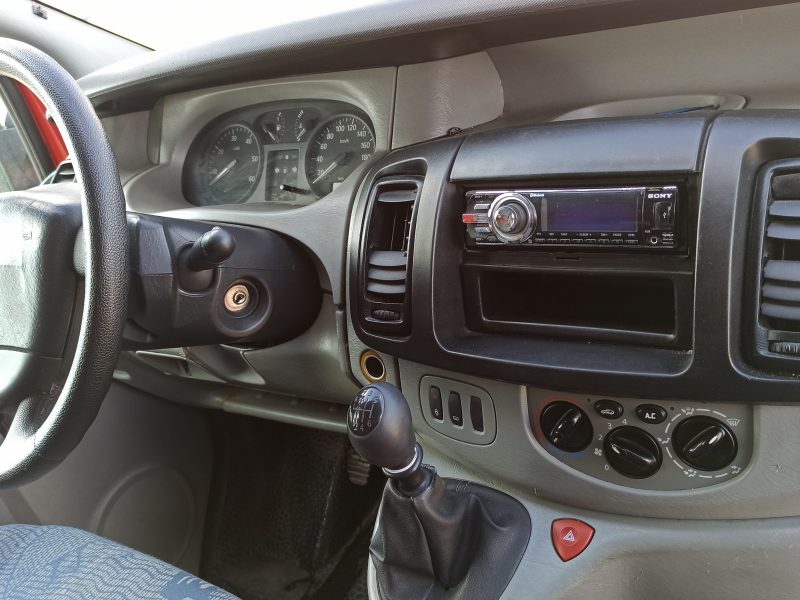 Renault Trafic 2.5 CDTI, 135 KM, Klimatyzacja, Hak, Nowy PT