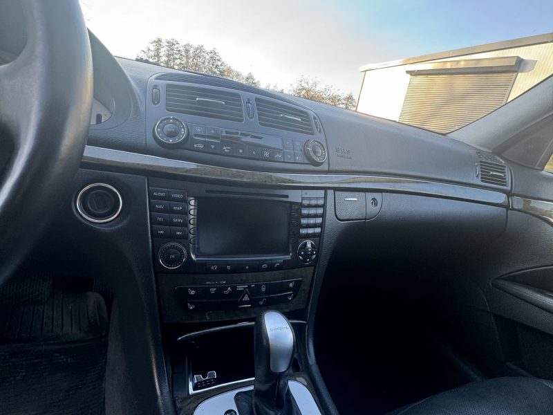 Mercedes Benz E500