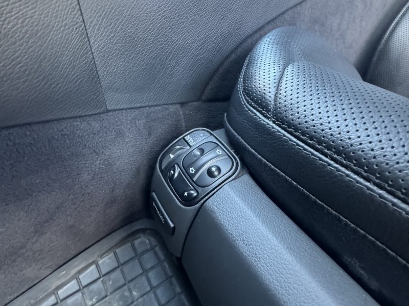Mercedes Benz E500