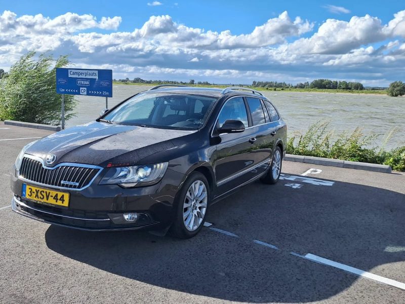 Skoda superb 1.6 diesel