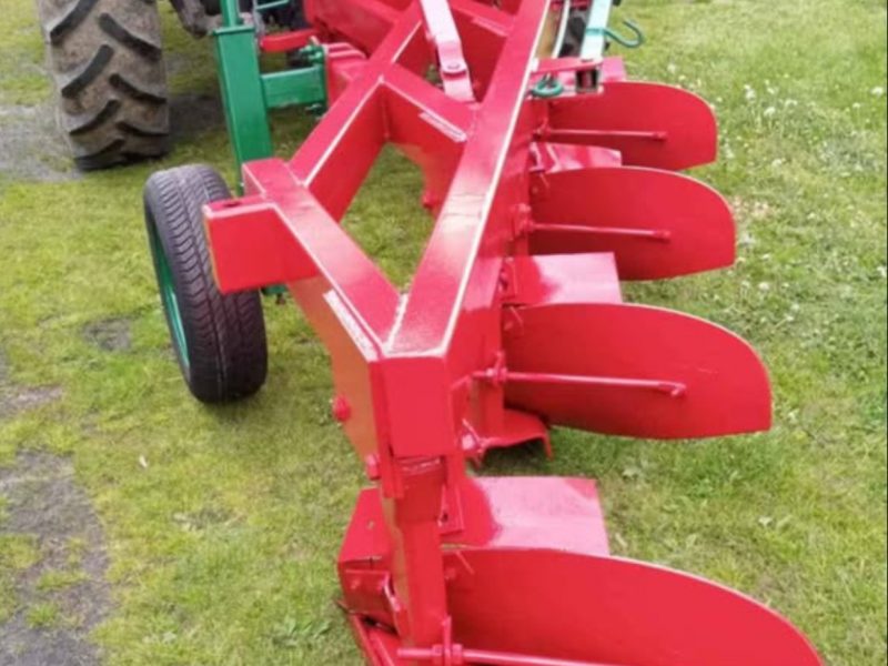 Pług 4x40 Agromasz
