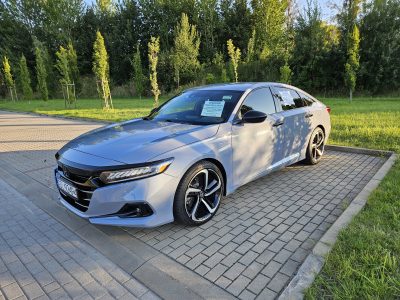 Sprzedam Hondę Accord Hybryda 2022r Tanio