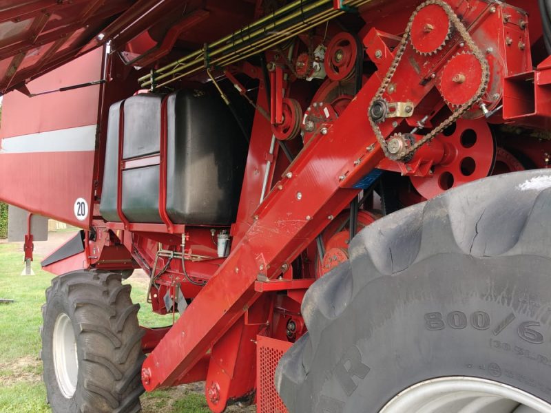 Kombajn zbożowy Case CF 80