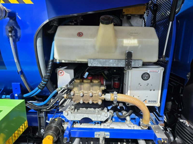 Mitsubishi ROM SMART COMBI WUKO GORĄCA WODA DO CZYSZCZENIA KANAŁÓW WUKO asenizacyjny separator beczka odpady czyszczenie kanalizacja