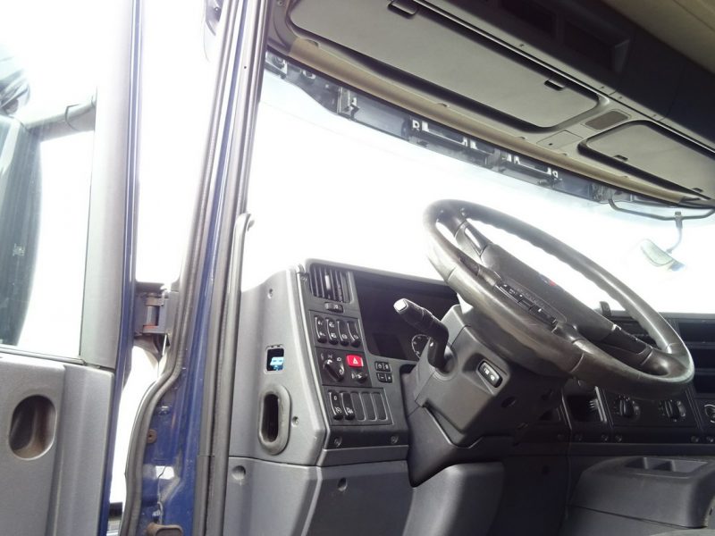Scania P250 Euro 6 kontener 19 palet winda klapa Scania P 250 Euro 6 kontener 19 palet winda klapa poduszki sprowadzony