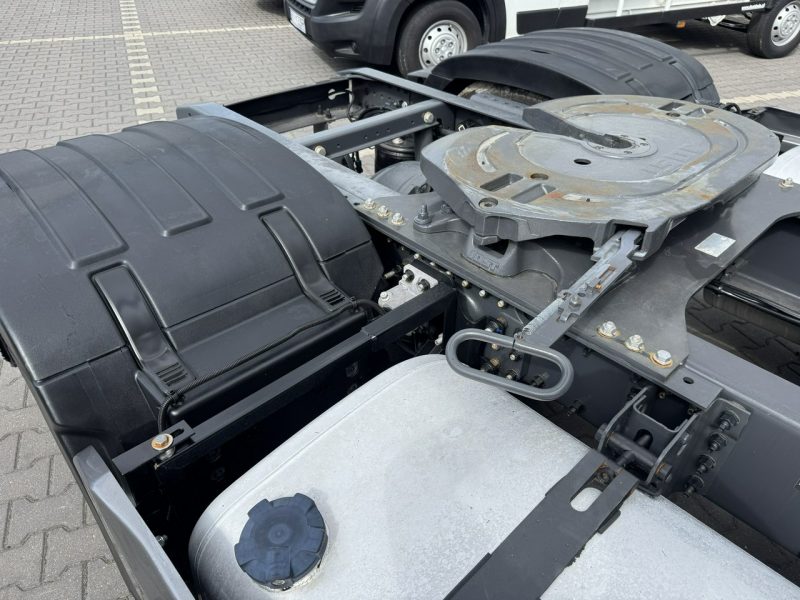 Renault Gama T 520 HIGH CAB Silnik 13litrów Euro 6 Low deck Mega Mały przebieg Bogata opcja wyposażenia Super Stan UNIKAT CESJA