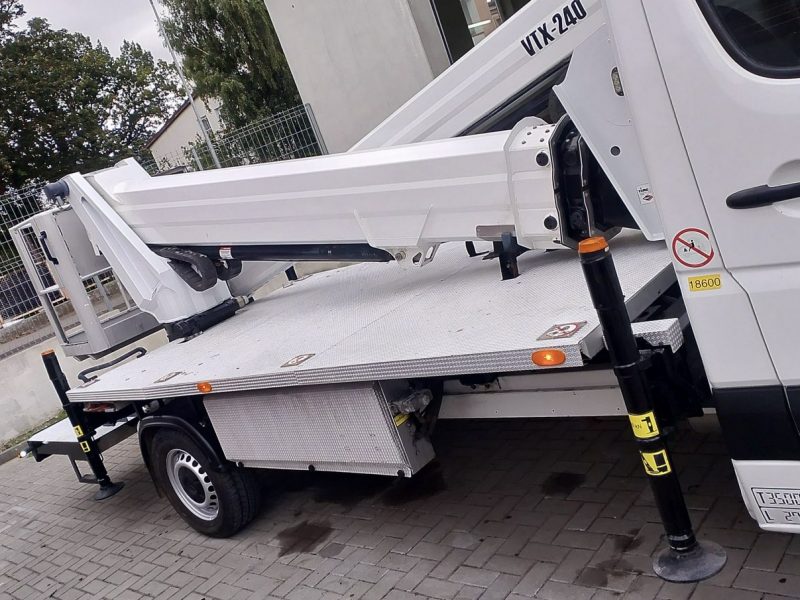 Mercedes Sprinter Zwyżka Podnośnik Koszowy VERSALIFT VTX-240 UDT Wysokość Podnoszenia 24m (Multitel MX 210 250 Versalift VTX 240) P7