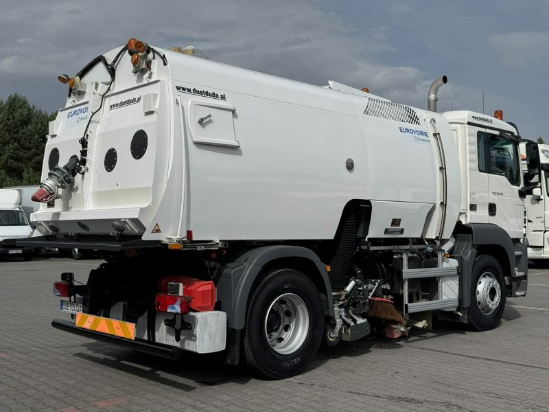 MAN TGS 18.320 E5 BUCHER OPTIFANT 8000 Zamiatarka Uliczna Euro 6 EUROVOIRIE RosRoca Dwustronna mało używana (Brock Schmitd Faun)