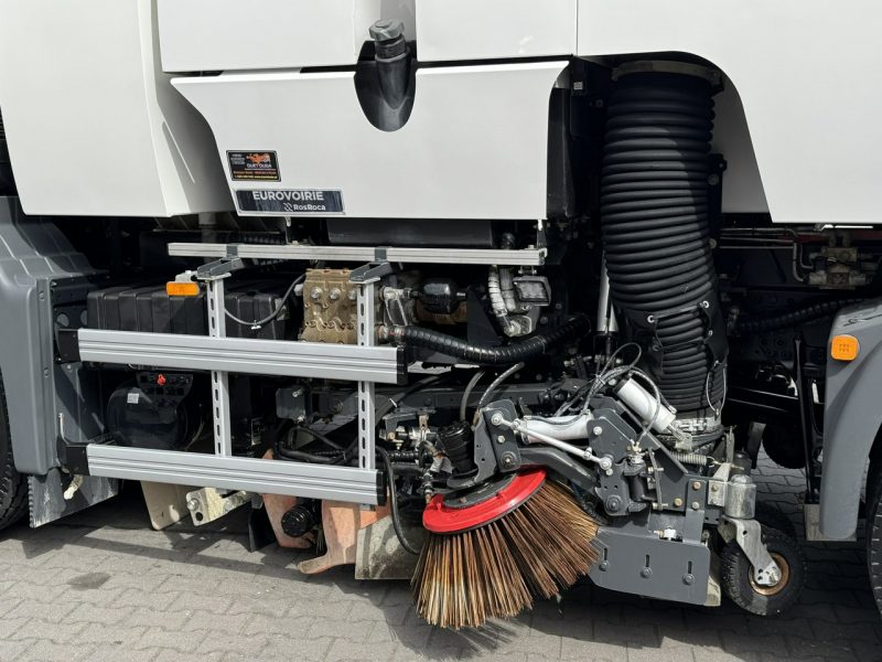MAN TGS 18.320 E5 BUCHER OPTIFANT 8000 Zamiatarka Uliczna Euro 6 EUROVOIRIE RosRoca Dwustronna mało używana (Brock Schmitd Faun)
