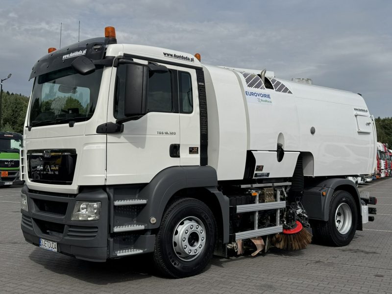 MAN TGS 18.320 E5 BUCHER OPTIFANT 8000 Zamiatarka Uliczna Euro 6 EUROVOIRIE RosRoca Dwustronna mało używana (Brock Schmitd Faun)