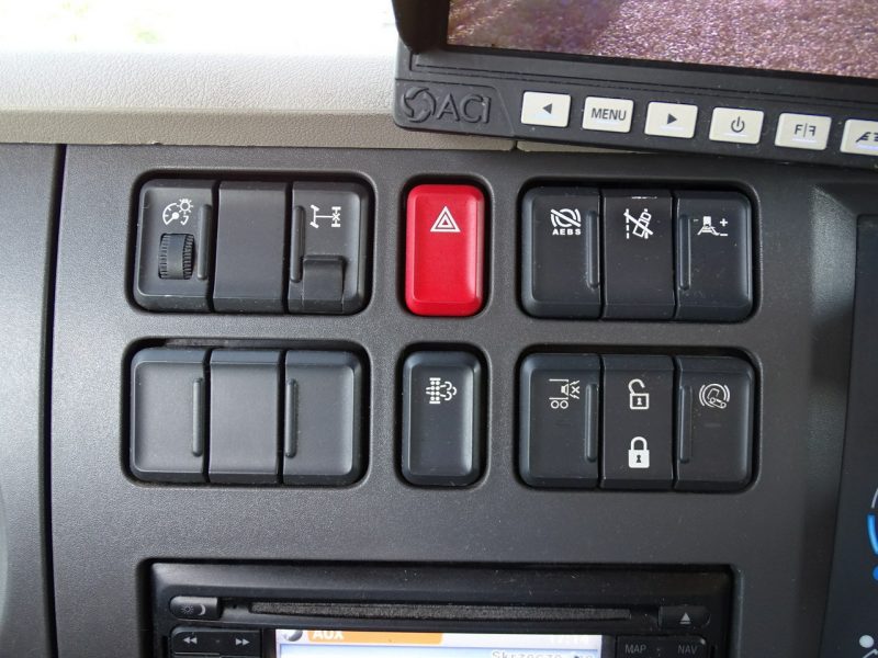 DAF LF 320 Kontener Sprowadzony Euro 6 Winda Klima , Blokada Mostu , Książka Serwisowa , Poduszki, Aktywny Tempomat