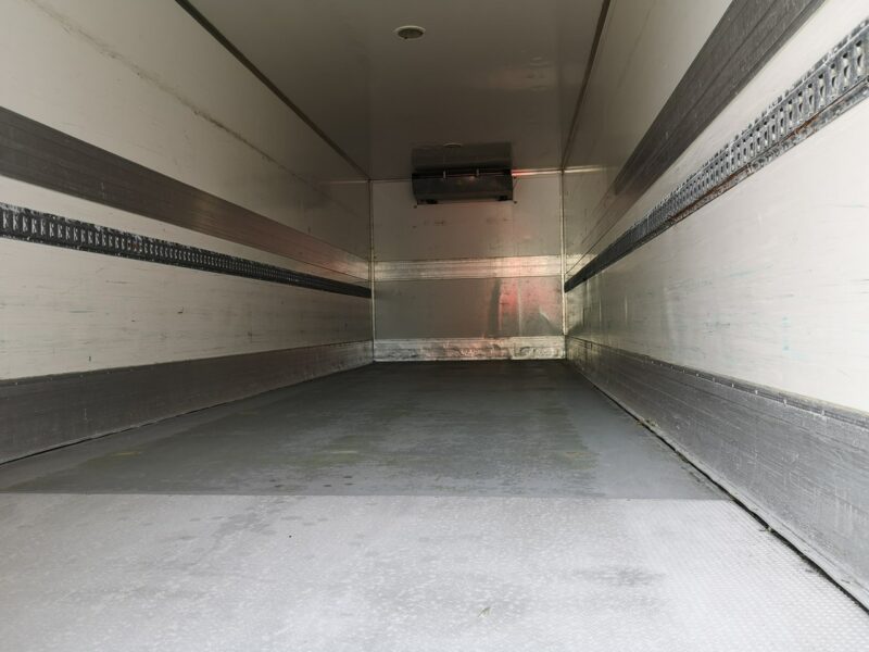 DAF CF 370 Chłodnia 3 Osiowa Winda Manual Niski Przebieg! Salon Polska! Jeden Właściciel! Euro 6! 6x2!