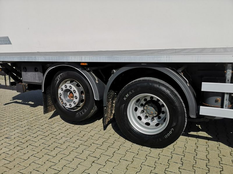 DAF CF 370 Chłodnia 3 Osiowa Winda Manual Niski Przebieg! Salon Polska! Jeden Właściciel! Euro 6! 6x2!