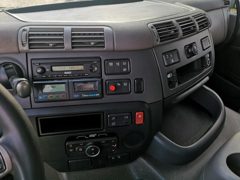 DAF CF 370 Chłodnia 3 Osiowa Winda Manual Niski Przebieg! Salon Polska! Jeden Właściciel! Euro 6! 6x2!