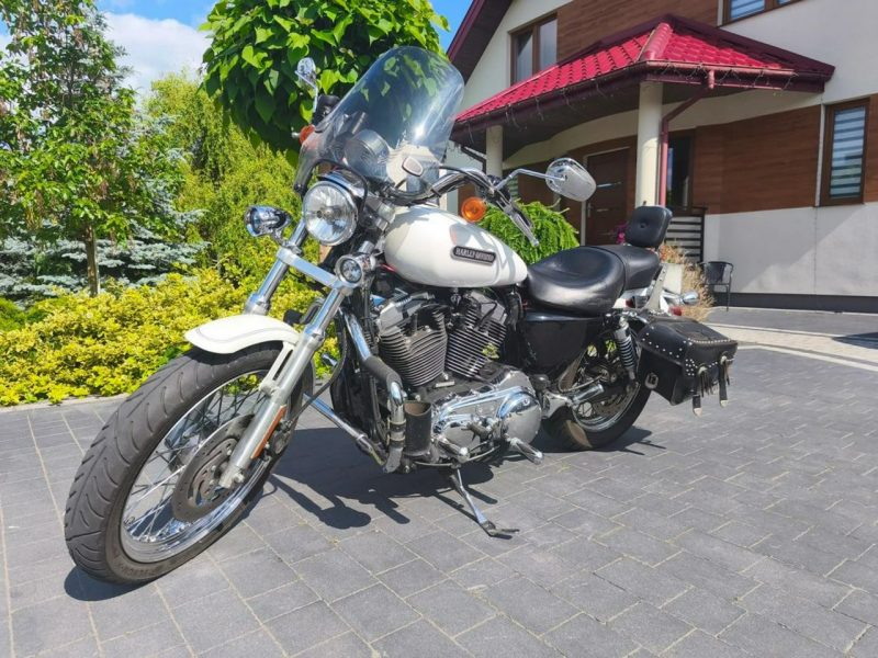 Harley-Davidson Sportster 1200 Super stan