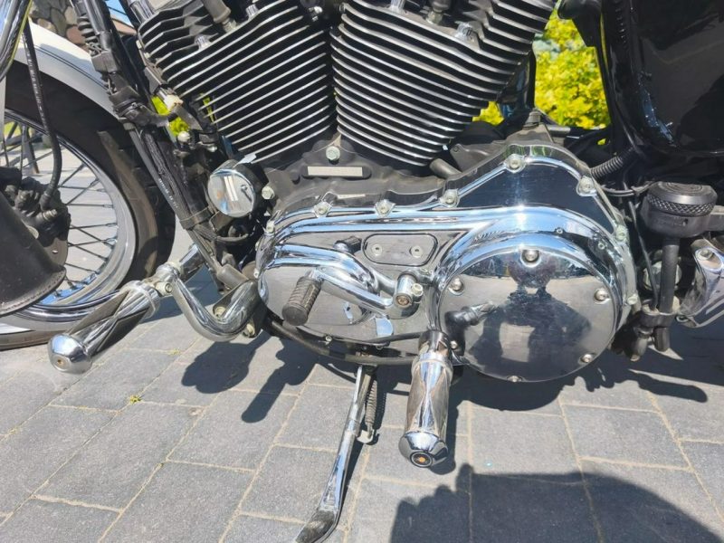 Harley-Davidson Sportster 1200 Super stan