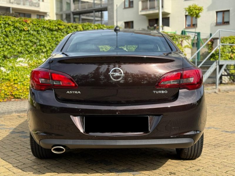 Opel Astra 1.4 Turbo J (2009-2019)
