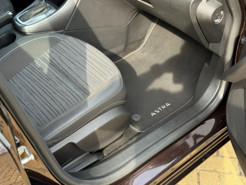 Opel Astra 1.4 Turbo J (2009-2019)