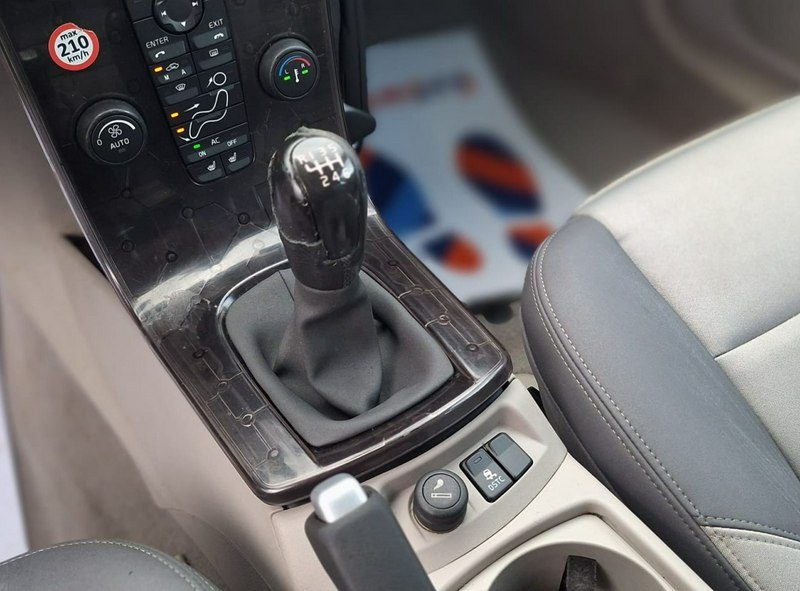 Volvo V50 Climatronic długie opłaty klima sprawna I (2004-2007)