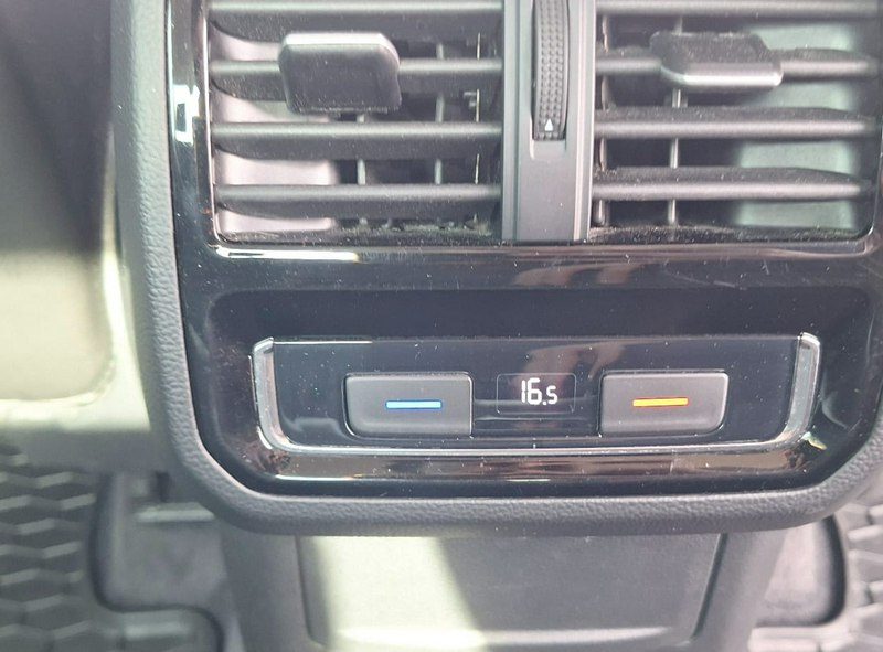 Volkswagen Passat Deska Digital salon polska B8 (2014-2023)