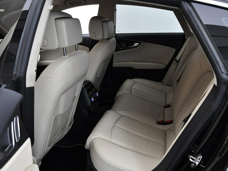 Audi A7 3.0TDI 320KM Quattro Tiprtonic Webasto Alu 19" ASO 4G8 (2010-2017)