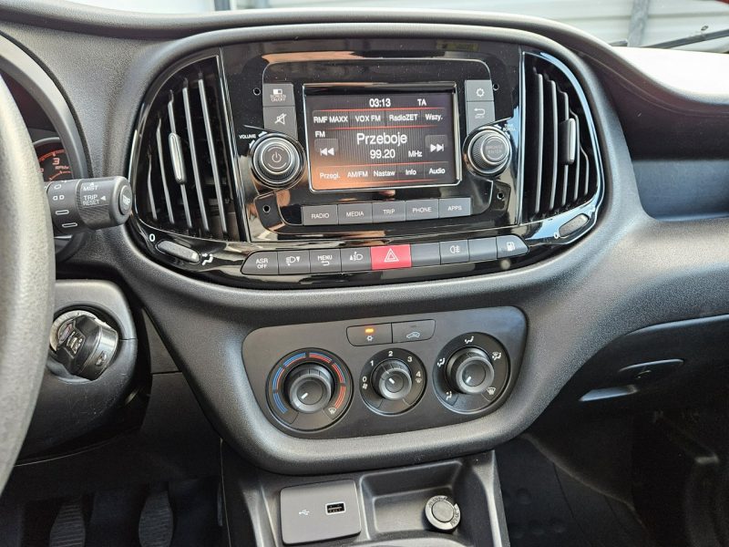 Fiat Doblo 1.4 T-Jet 120KM benzyna BEZWYPADEK zadbany JAK NOWY combo