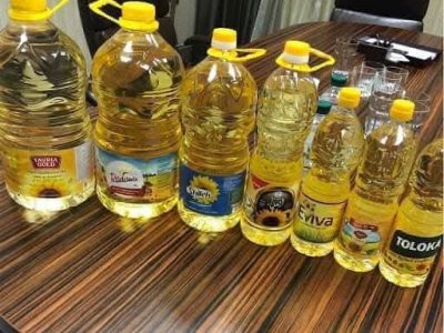 BUY IN BULK REFINE SUNFLOWER OIL ,CASHEW NUTS,SESAME SEEDS,USED COOKING OIL,COFFEE BEANS , SOYABEANS , SOYABEANS OIL , MAIZE,BEANS ETC Whatsapp +255769293122