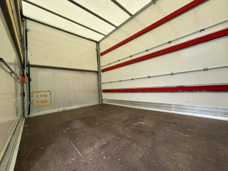 Renault Master 2.3 / 145KM Koła Bliźniacze Kontener Winda Mascott Iveco na Bliżniaku