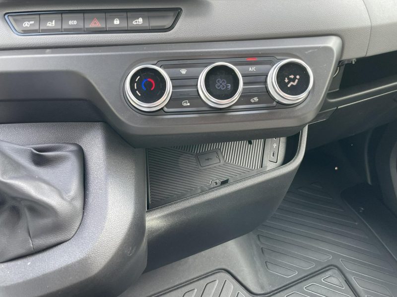 Renault Master 7 OS. FWD EXTRA 3,5T L3H2 2,0DCI 130KM