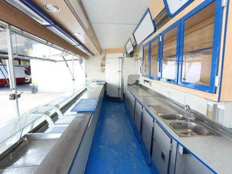Mercedes inny Vario Autosklep Ryb Gastronomiczny Food Truck Foodtruck Sklep Borco