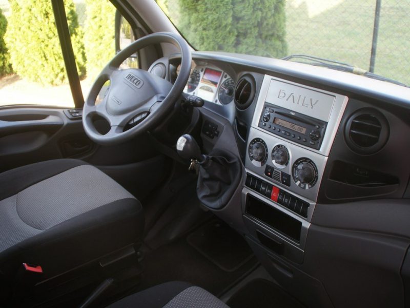 Iveco Daily 35C15 Tylko 183oooKm * Rama 5m Rozstaw osi 4100 * DMC 3.5T kat.B Klima SERWI