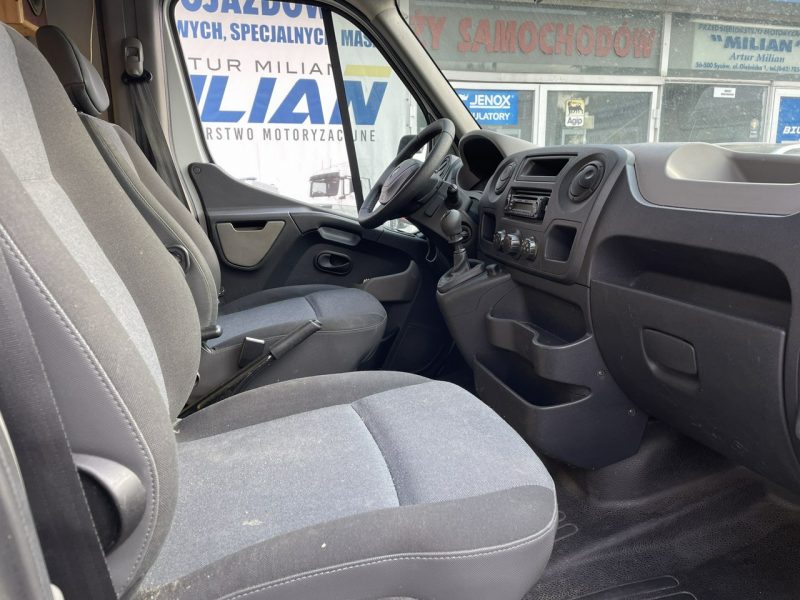Renault Master Autosklep wędlin Gastronomiczna food truck foodtruck sklep Borco 2012