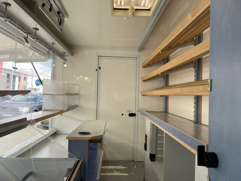 Opel Vivaro Autosklep pieczywa Sklep bar Gastronomiczny Food Truck Foodtruck 2009