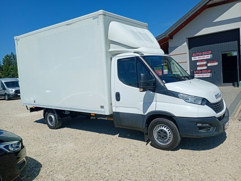 Ford Transit cena brutto *klima* wersja trend*grzana szyba*